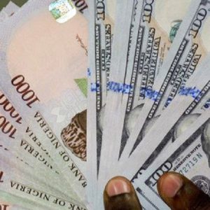 Naira Reverses Gain, drops to N670/$1 At Black Market